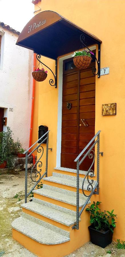Il Portico Rooms Siniscola Eksteriør billede